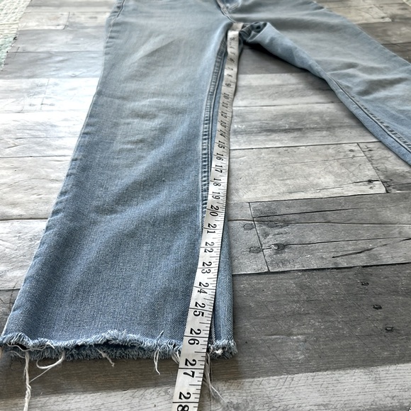 Everlane Women's Straight Leg Jeans - Light Blue - Picture 12 of 12